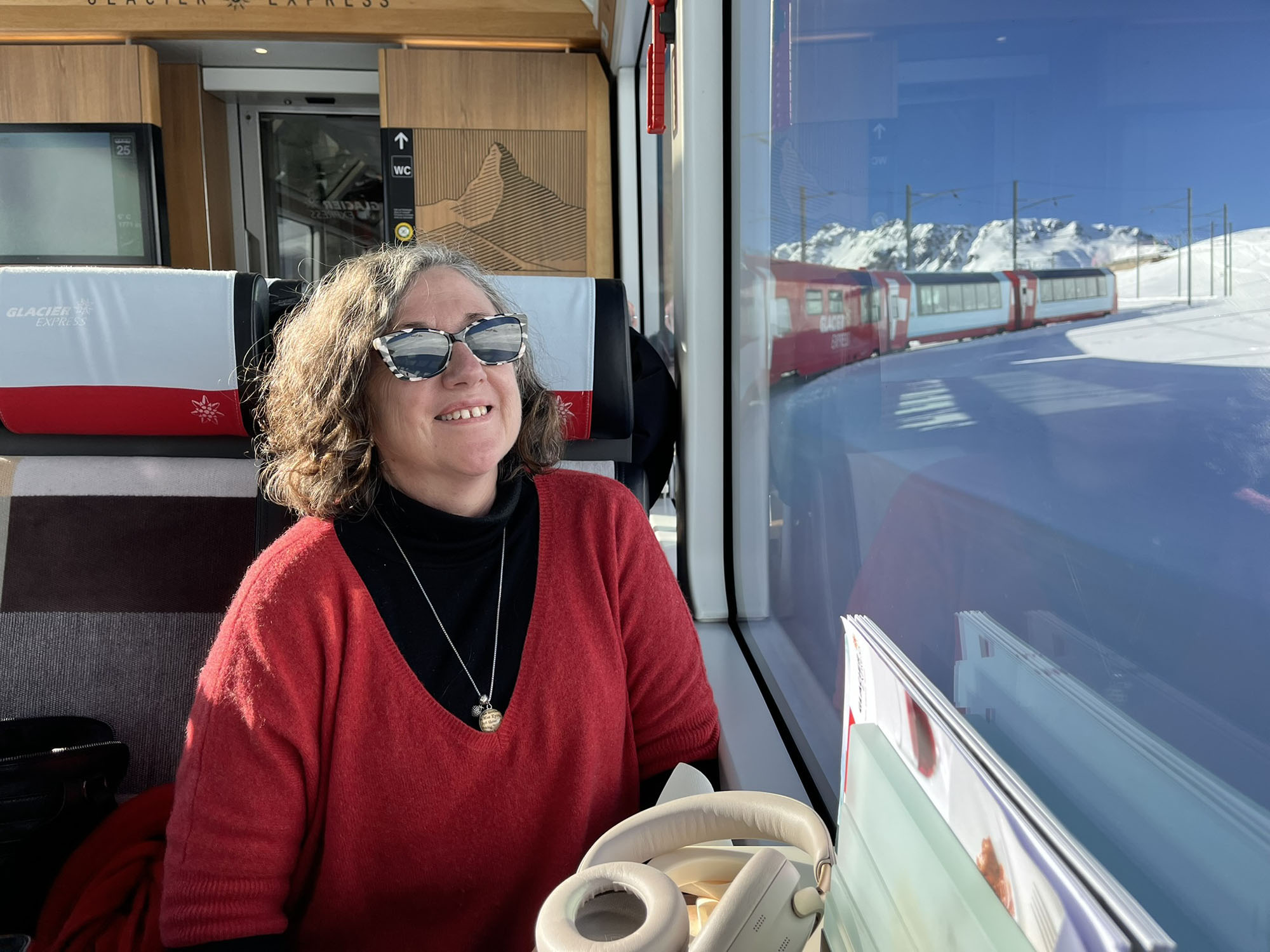 With all that blue sky and white snow, sunglasses are a must.